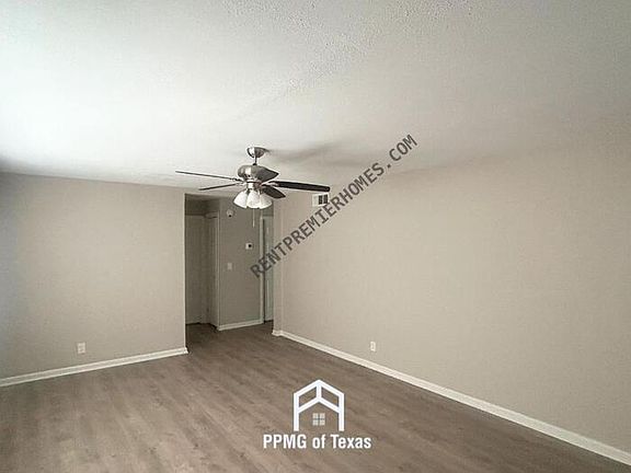 3rd image of 4616 S 23rd West Ave