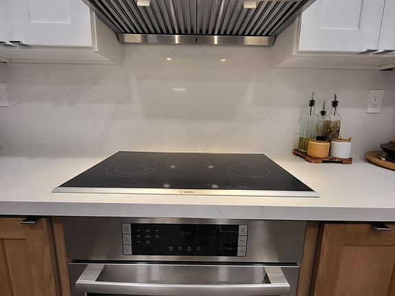 Bosch cooktop and oven