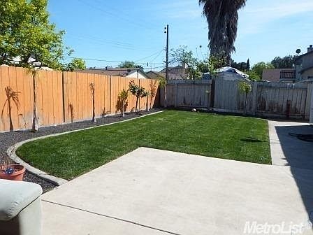 5th image of 2642 Dry Creek Way