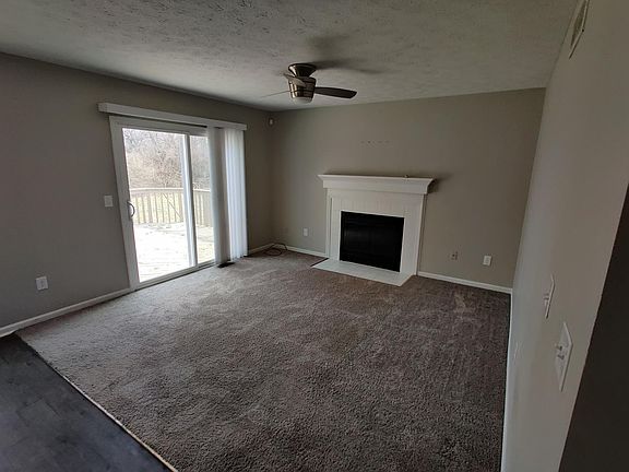 3rd image of 4336 Cross Creek Dr