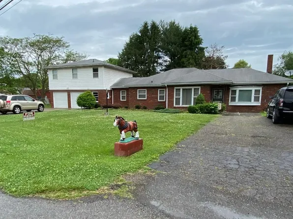 606 Chamberlain Dr, Marietta, OH 45750