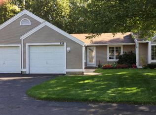 659 Appletree Dr, Holland, MI 49423