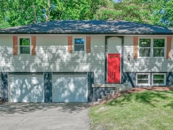 3916 S Crackerneck Rd, Independence, MO 64055
