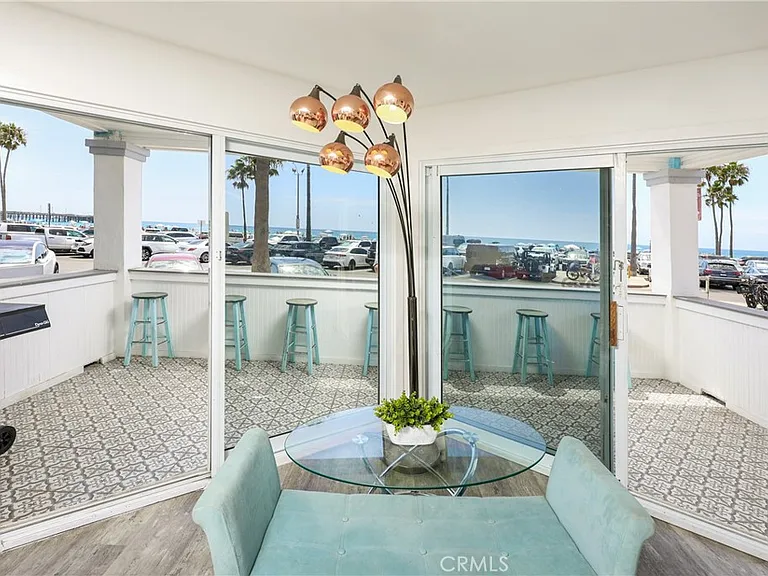 2214 W Oceanfront #A — Photo 7