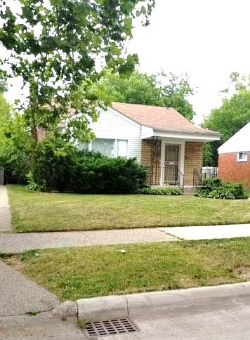 2nd image of 20530 Patton St