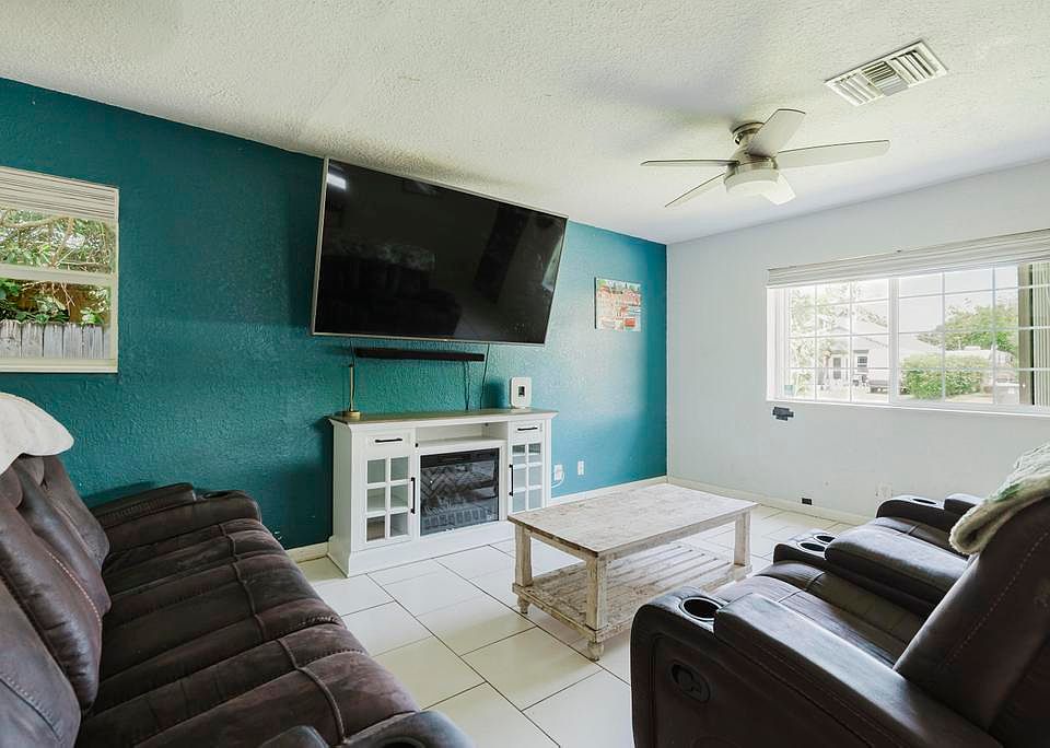 1st image of 7723 4th Terrace