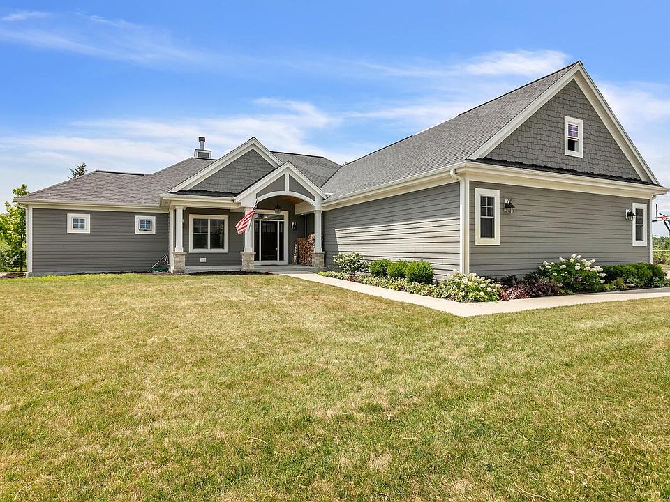 1st image of 527 Meadow Breeze LANE