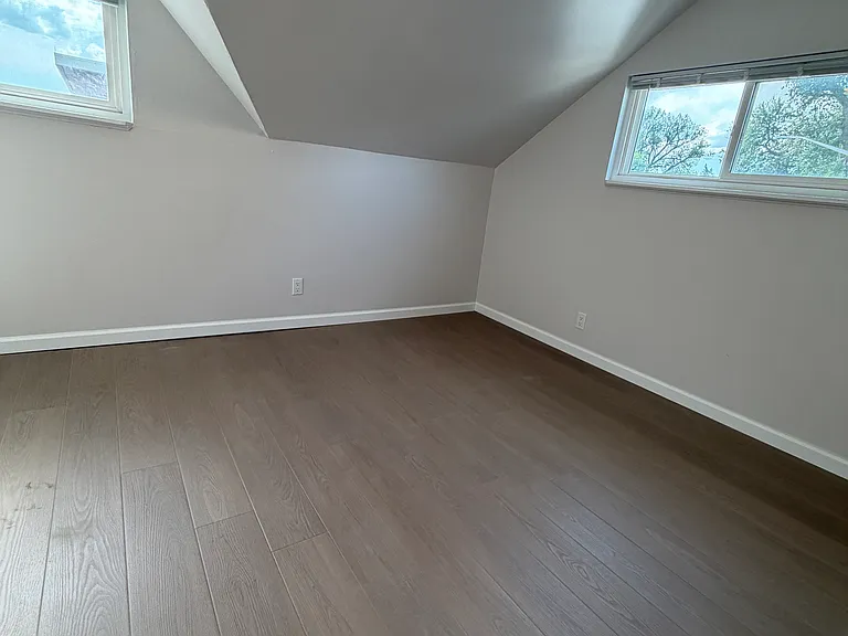 400 E 24th St #2 — Photo 6