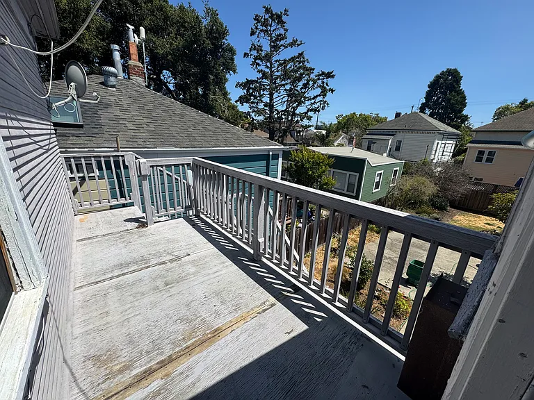830 1/2 Taylor Ave — Photo 15
