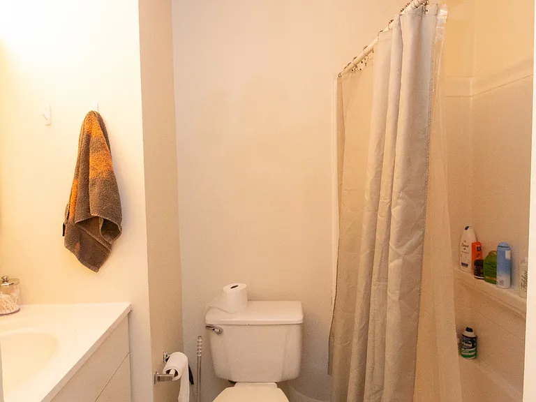 209 Washington St #4 — Photo 26