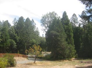 3886 Azalea Dr, Grants Pass, OR 97526