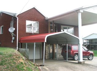 410 Charles St, Glenville, WV 26351