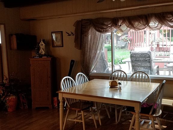 4th image of 3898 Montgomery Dr
