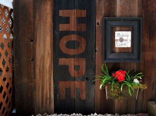 22 Golden Inn Way, Rancho Cordova, CA 95670