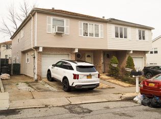 57 Marisa Cir, Staten Island, NY 10309