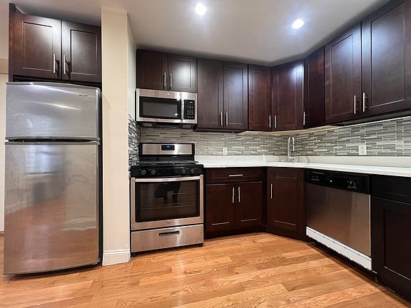 2nd image of 421 W 162nd St APT J