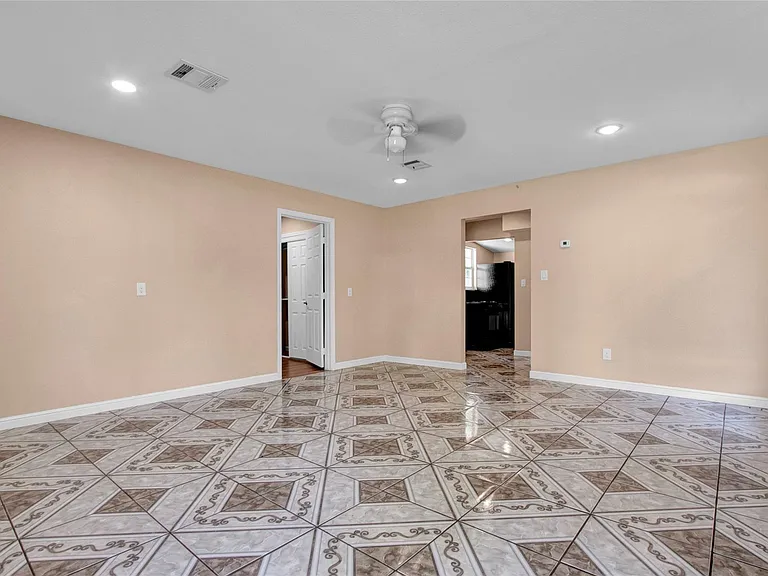 11207 Indian Trails Dr — Photo 22