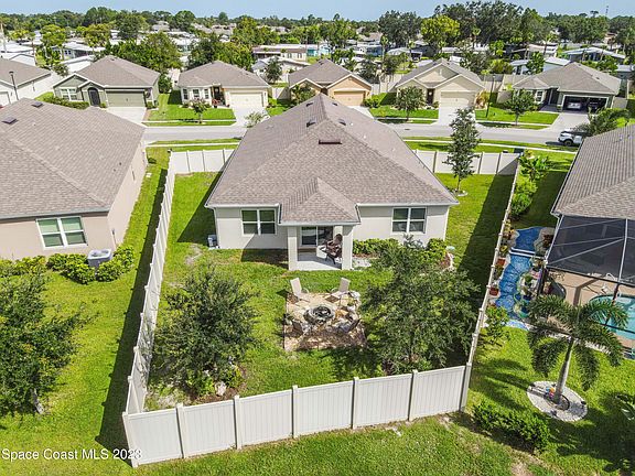 5th image of 849 Forest Trace Cir