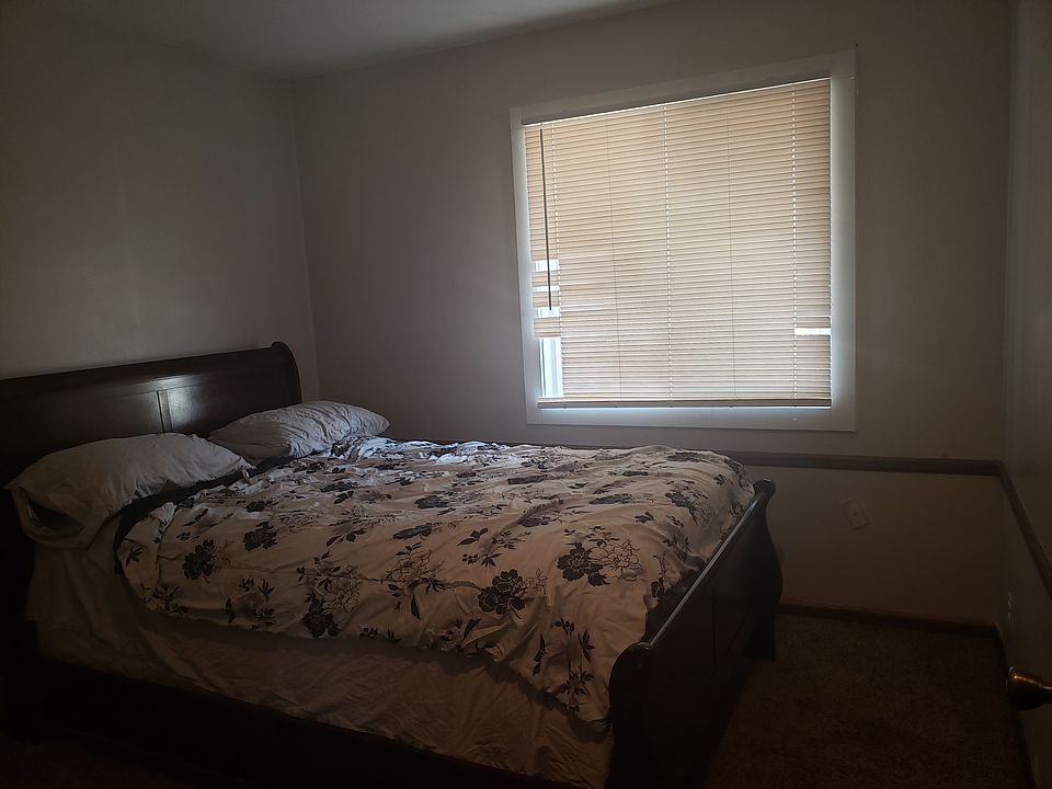 2nd image of 3201 Mumford Rd