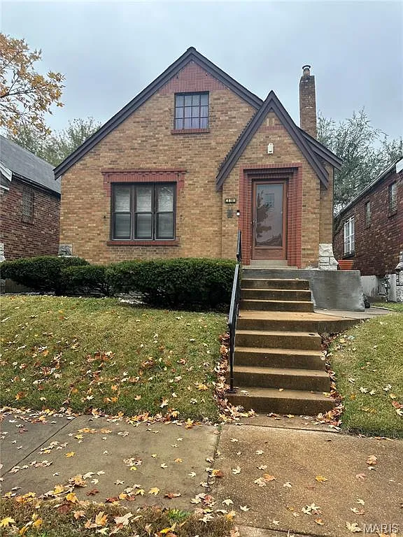 4610 Penrose St photo 1