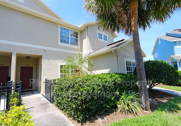 10922 Winter Crest Dr — Photo 2