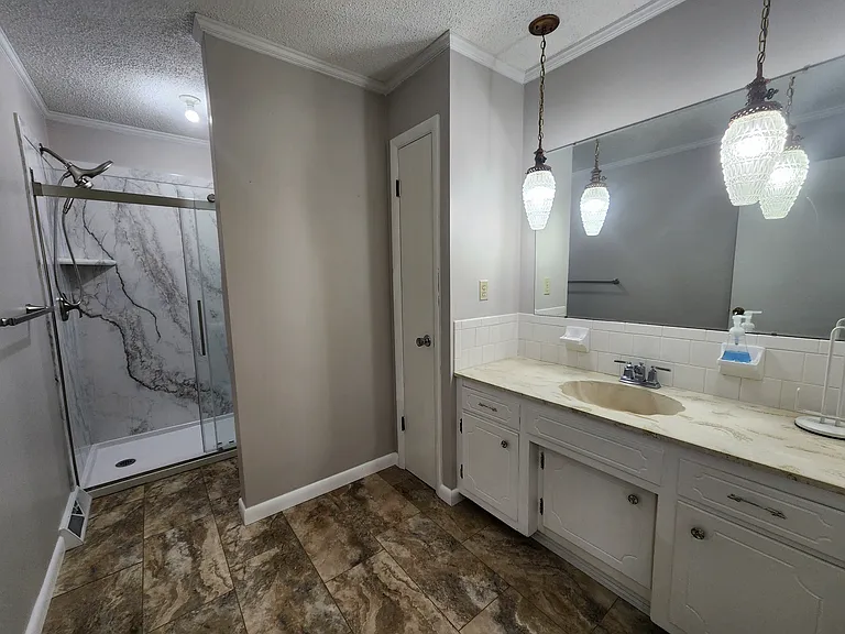4914 S Grundy Quarles Hwy — Photo 5