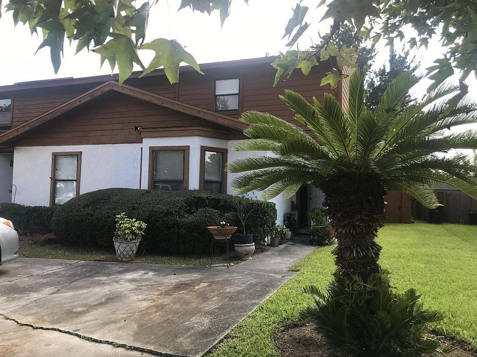 1st image of 4323 Melissa Ct W