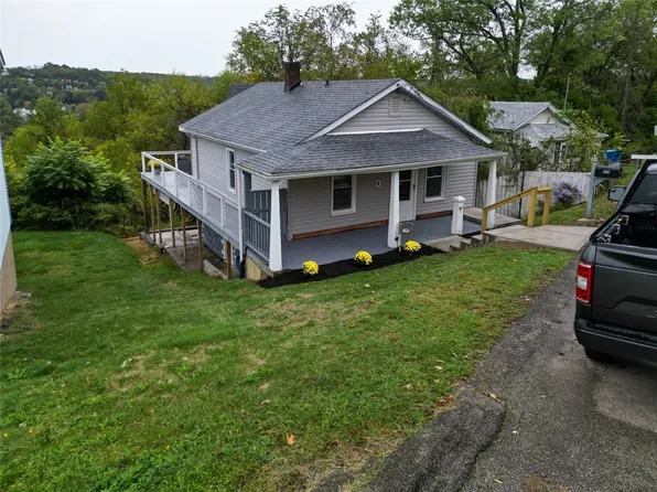 586 Highland Ave, Turtle Creek, PA 15145