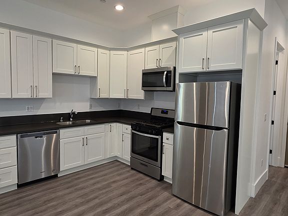 4th image of 10909 Hatteras St