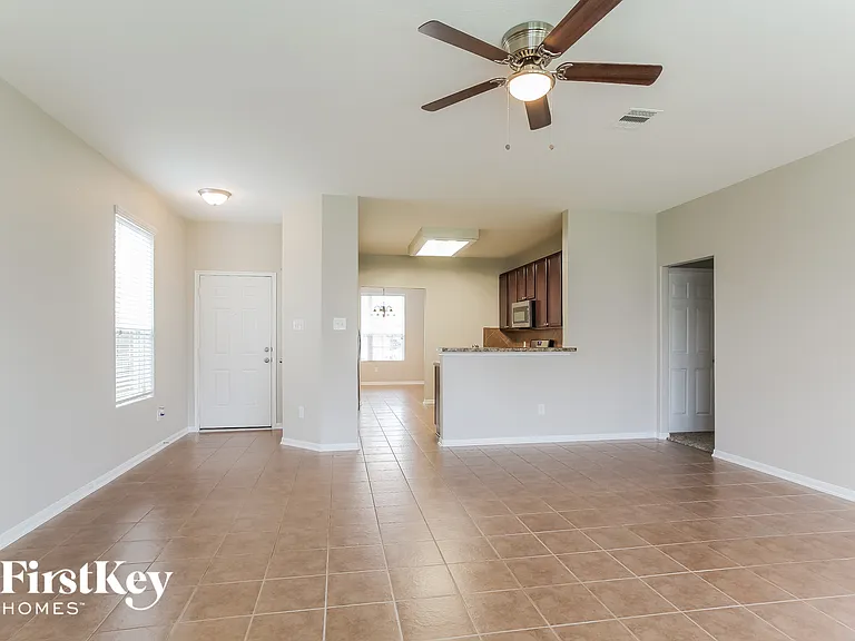 5310 Espuela Ln — Photo 4