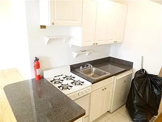 Rented by Siderow Residential Group