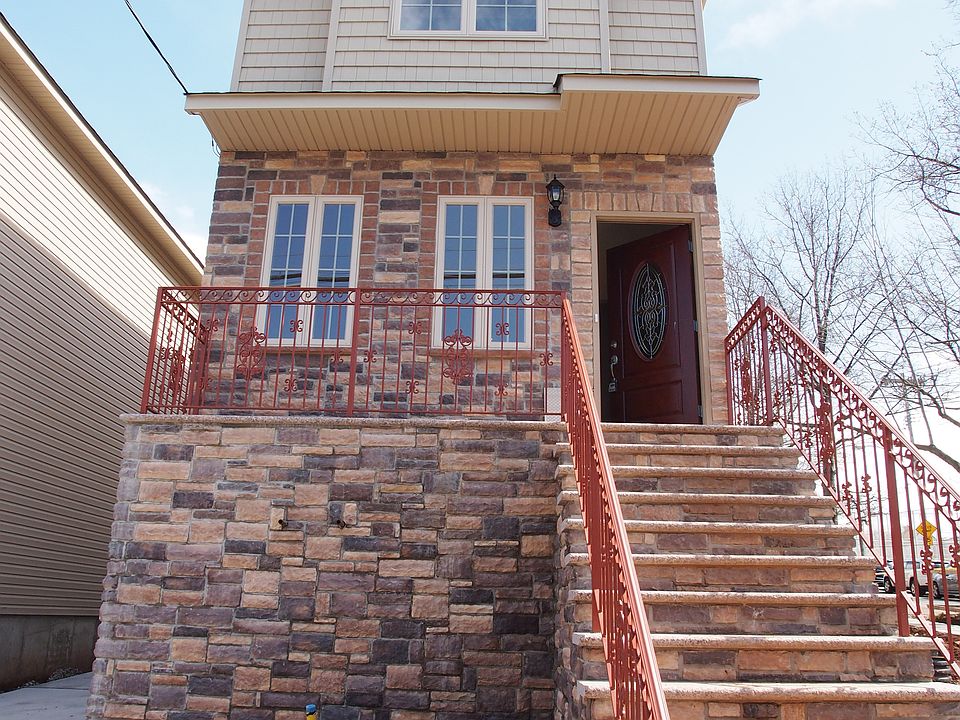 1st image of 144 Clifton Ave