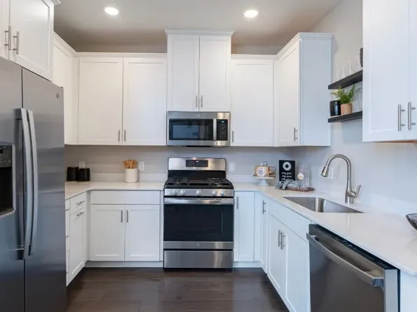 165 John Vanzandt Dr, Hopewell Township, NJ 08560