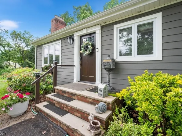 126 Smith Rd, Franklin Twp., NJ 08873