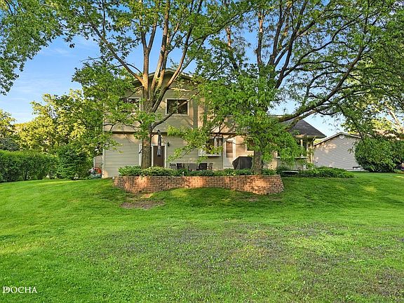 3rd image of 2717 Bordeaux Pl