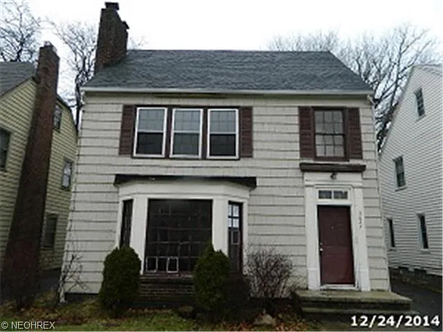 3627 Strathavon Rd photo 1