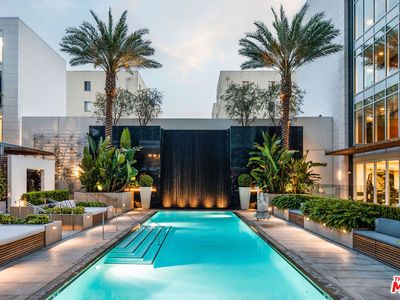 9000 W 3rd St #404, Los Angeles, CA, 90048