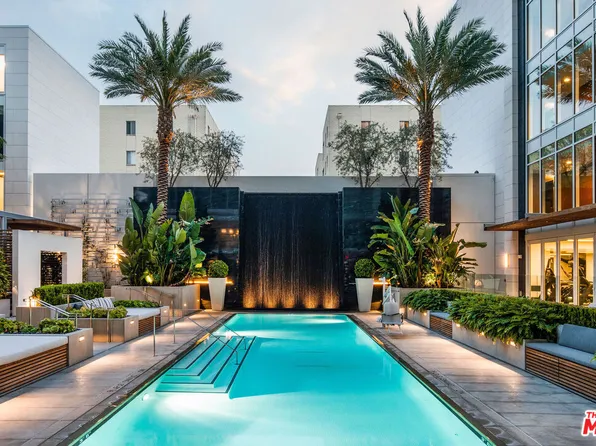 9000 W 3rd St #405, Los Angeles, CA 90048