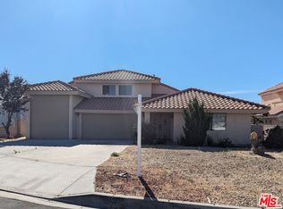 14493 Hurricane Ln, Helendale, CA 92342