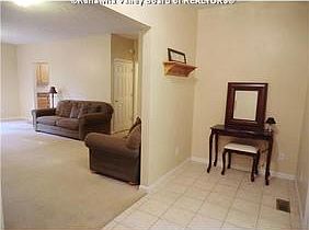 3rd image of 12 Killen Hollow Dr