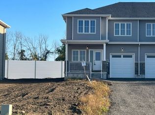 18 Lincoln Dr, Belleville, ON K8N0T8