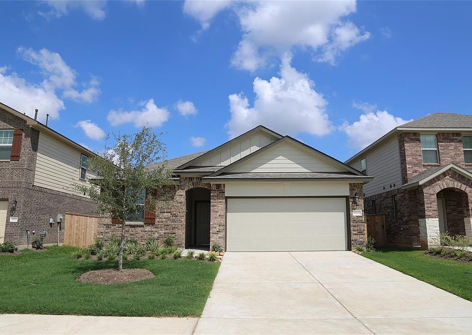 1st image of 26022 Windy Prairie Ct