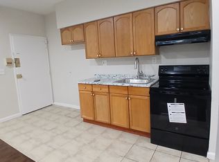 57 2nd Ave #1B, Newark, NJ 07104