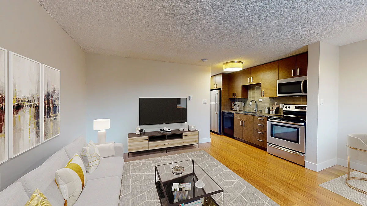 1202 Logan — Photo 4