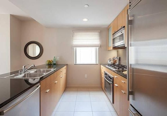 4th image of 333 1st St Unit N405