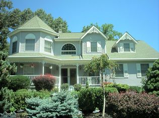 7 Lori Ct, Spring Valley, NY 10977