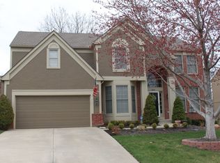 13104 W 125th St, Overland Park, KS 66213