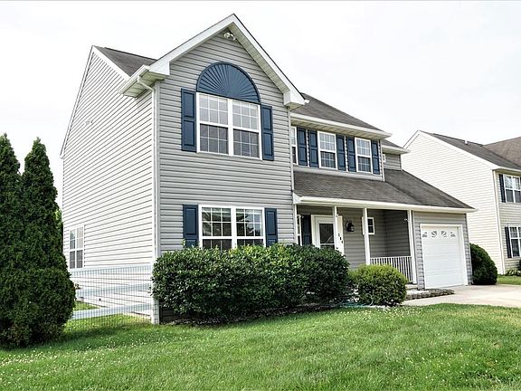 2nd image of 104 Green Meadow Cir