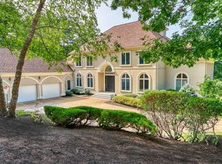 377 Far Reach Rd, Westwood, MA 02090