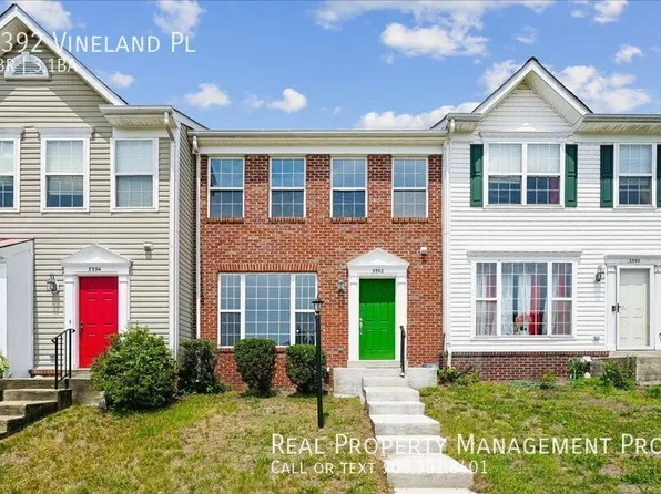 3392 Vineland Pl, Dumfries, VA 22026